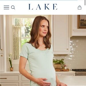 Lake maternity pajama dress - Size small
